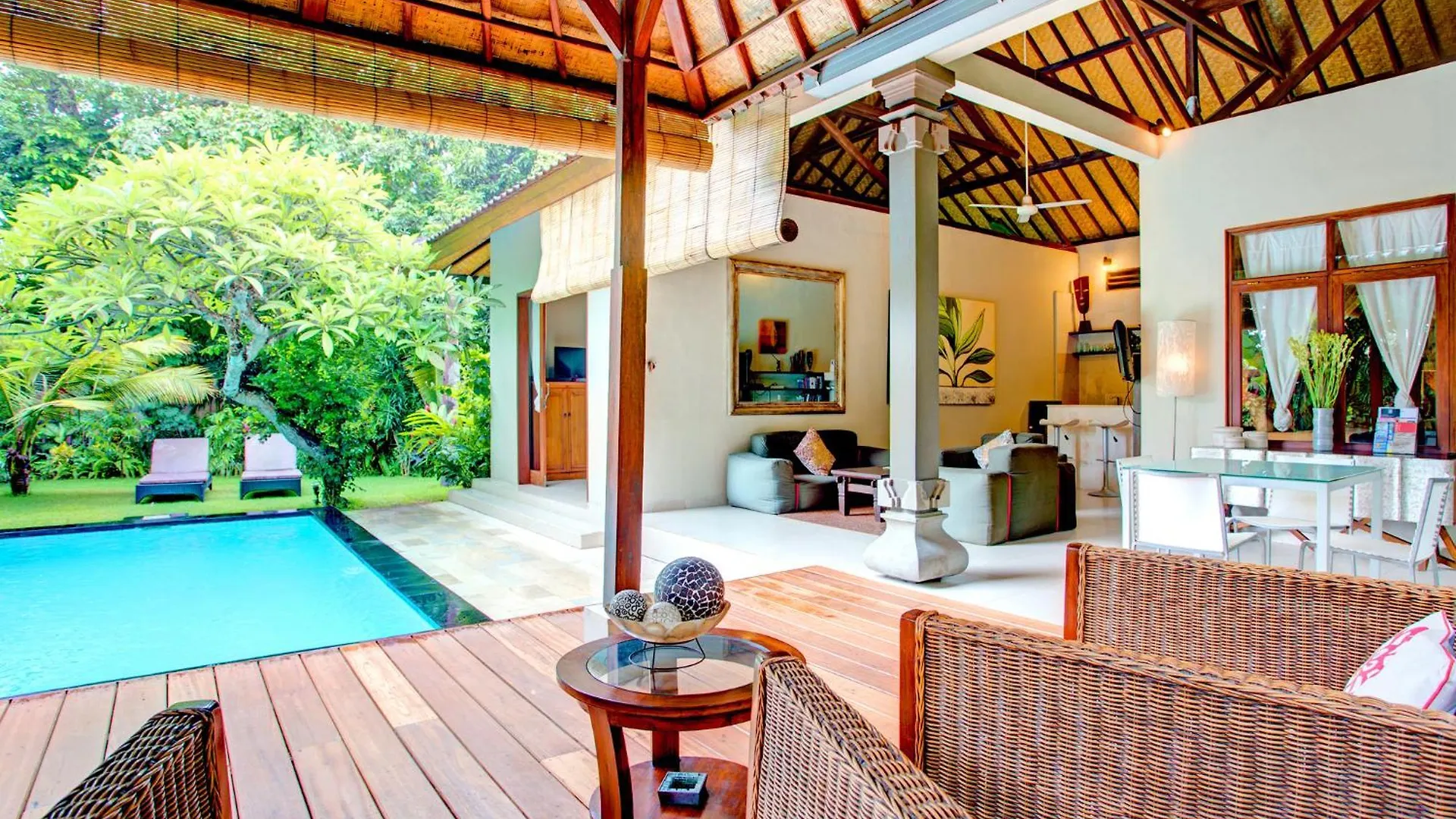 Villa Taman Rahasia, Sitara Villa Group Σεμινιάκ 0*,  Ινδονησία